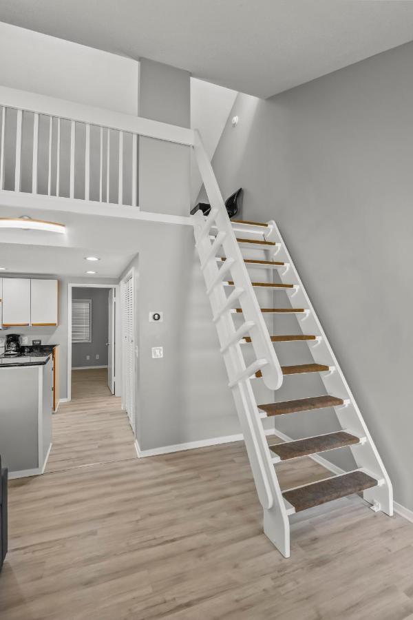 New King With Loft Beach Near Gulf Gulfport Exterior foto